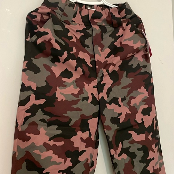 Relaxed Fit Cargo Joggers - Picture 4 of 4